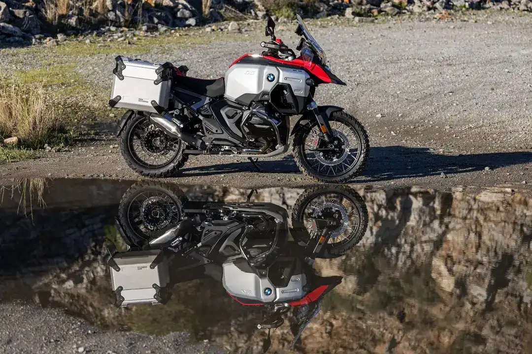 r1300gs-adventure aluminium cases