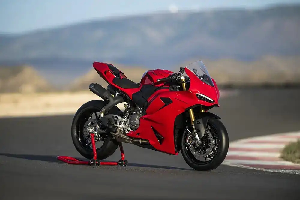 Ducati Panigale V2 i Streetfighter V2 na wystawie Ducati World Première 2025