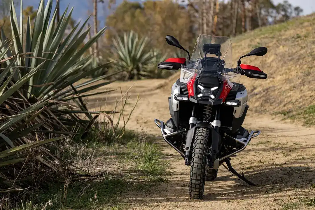 bmw r1300 gs adventure seen from the front