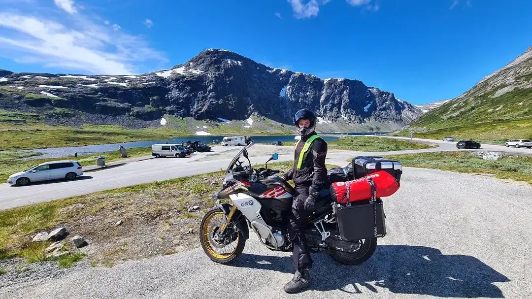 Motocyklem dookoła Geirangerfjorden