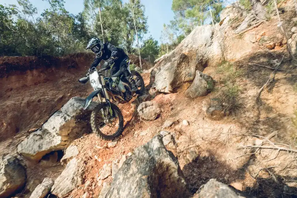trudne enduro na Triumph TF250E