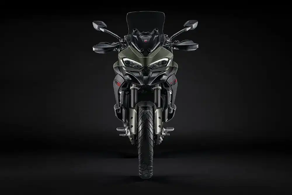 Ducati Multistrada V2 widok z przodu