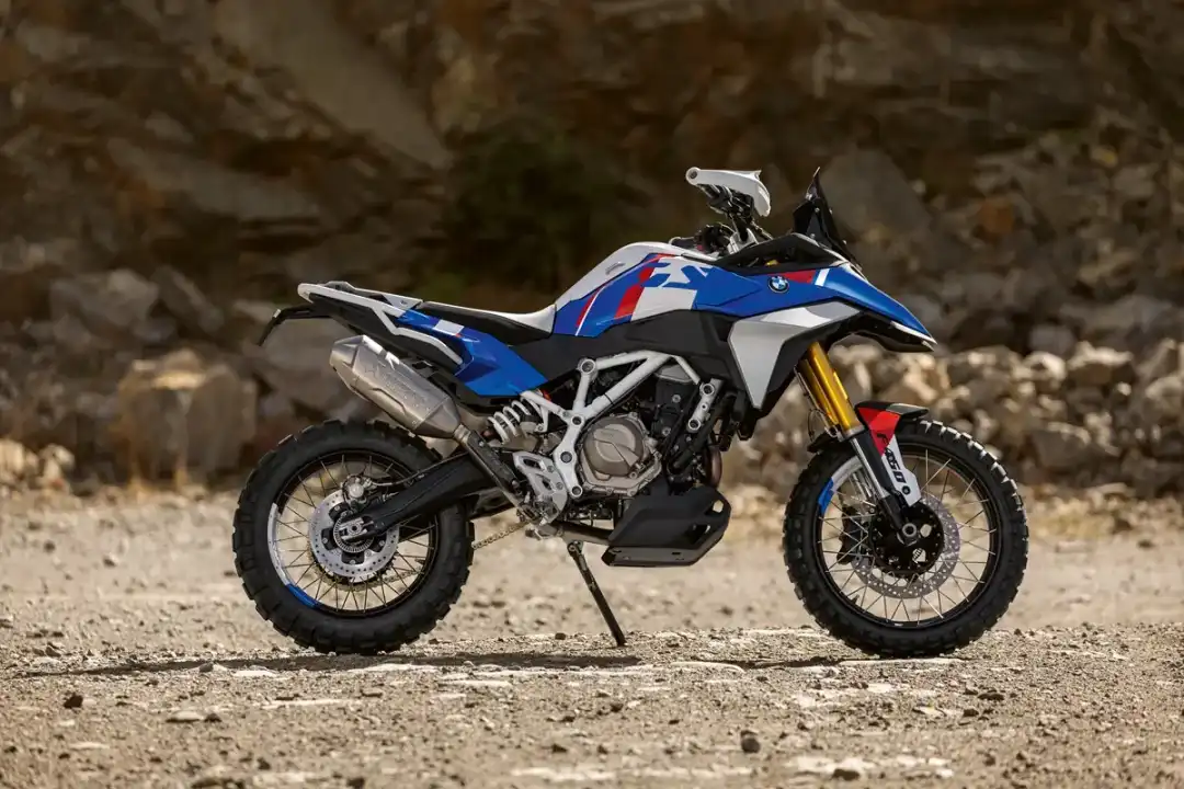 bmw F 450 gs concept from side